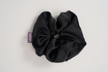 Aura Scrunchie – Silk Hair Scrunchie