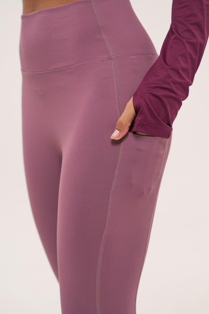 Lavender Purple Activewear Leggings with side pockets for women online in UAE